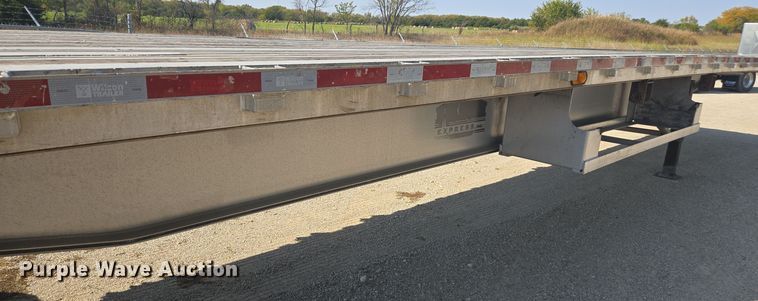 image for item EE7803 2014 Wilson AF-1080SS flatbed trailer