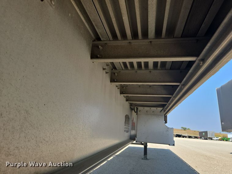 image for item EE7803 2014 Wilson AF-1080SS flatbed trailer