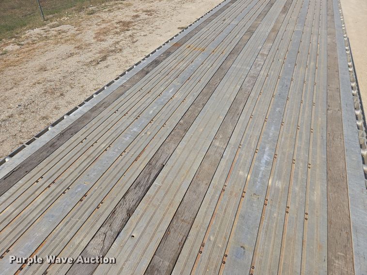 image for item EE7803 2014 Wilson AF-1080SS flatbed trailer