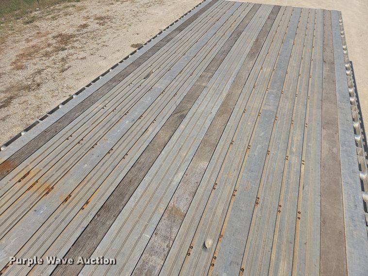 image for item EE7803 2014 Wilson AF-1080SS flatbed trailer