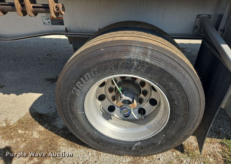 image for item EE7803 2014 Wilson AF-1080SS flatbed trailer