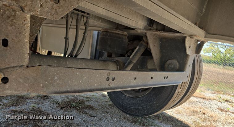 image for item EE7803 2014 Wilson AF-1080SS flatbed trailer