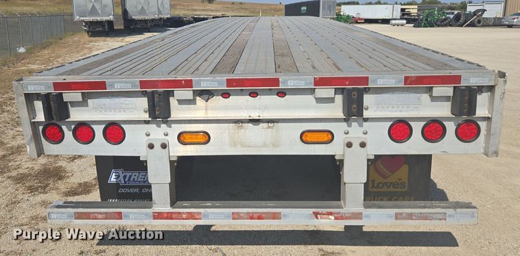 image for item EE7804 2014 Wilson AF-1080SS flatbed trailer