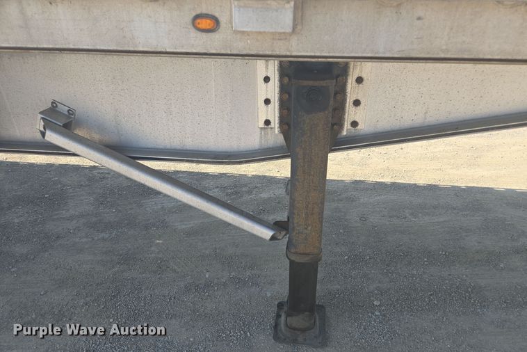 image for item EE7804 2014 Wilson AF-1080SS flatbed trailer