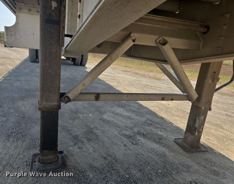 image for item EE7804 2014 Wilson AF-1080SS flatbed trailer