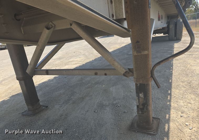 image for item EE7804 2014 Wilson AF-1080SS flatbed trailer