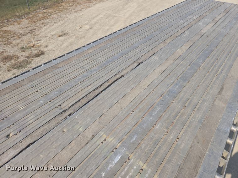 image for item EE7804 2014 Wilson AF-1080SS flatbed trailer