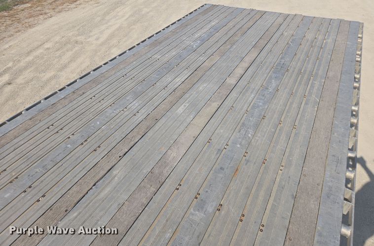 image for item EE7804 2014 Wilson AF-1080SS flatbed trailer