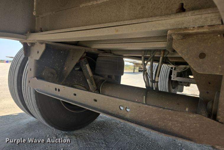 image for item EE7804 2014 Wilson AF-1080SS flatbed trailer