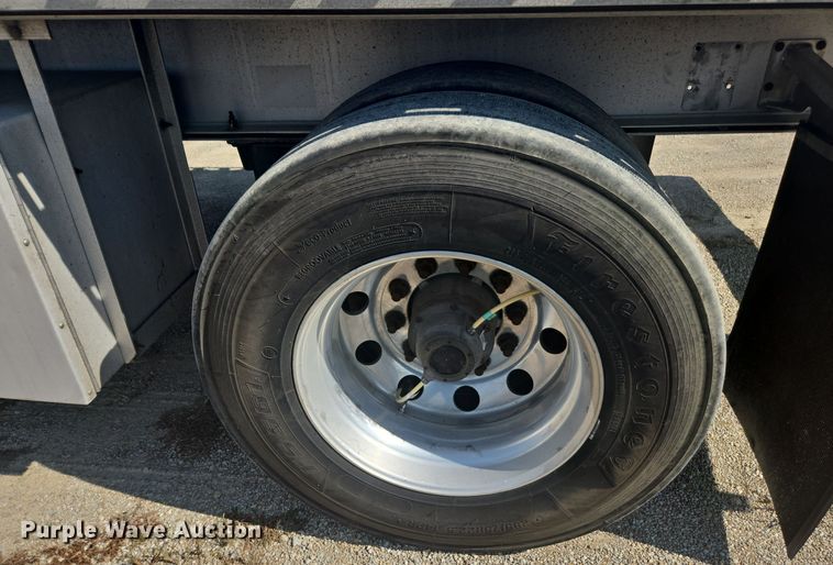 image for item EE7804 2014 Wilson AF-1080SS flatbed trailer