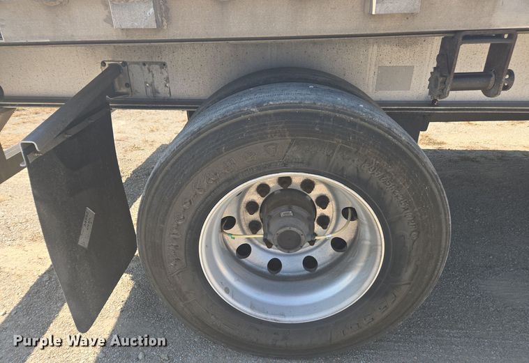 image for item EE7804 2014 Wilson AF-1080SS flatbed trailer