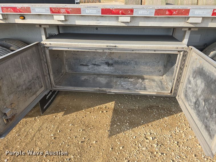 image for item EE7832 2014 Wilson AF-1080SS flatbed trailer