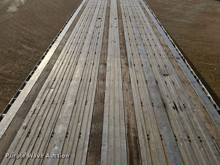 image for item EE7832 2014 Wilson AF-1080SS flatbed trailer