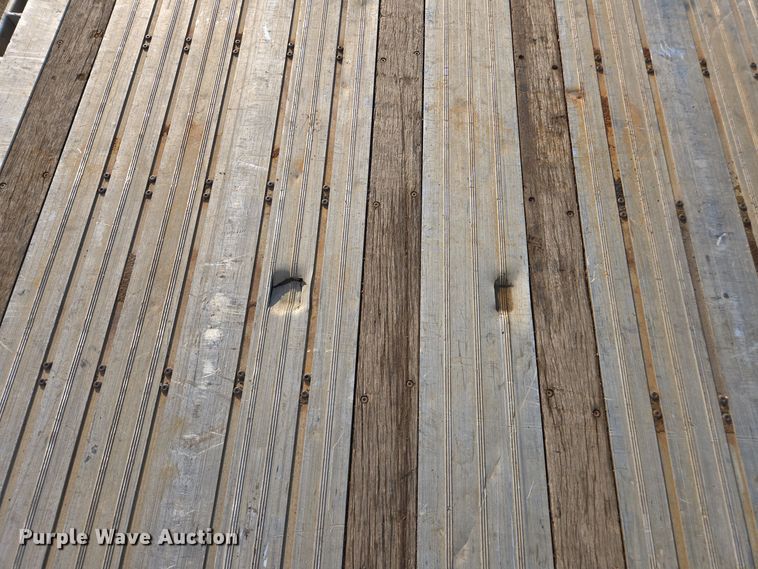 image for item EE7832 2014 Wilson AF-1080SS flatbed trailer