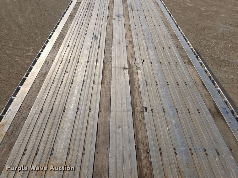 image for item EE7832 2014 Wilson AF-1080SS flatbed trailer