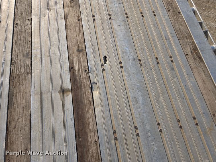 image for item EE7832 2014 Wilson AF-1080SS flatbed trailer