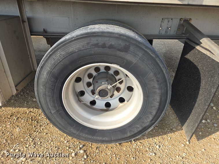 image for item EE7832 2014 Wilson AF-1080SS flatbed trailer