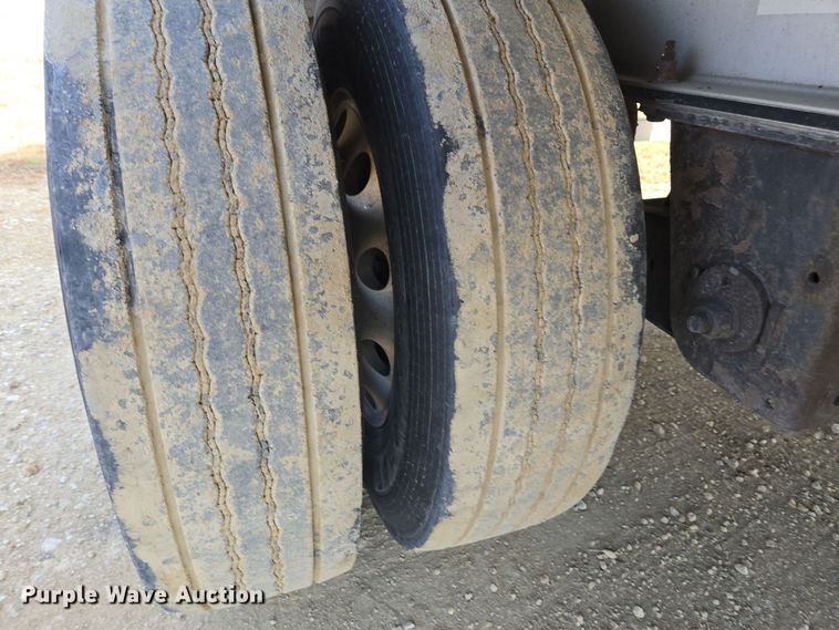 image for item EE7832 2014 Wilson AF-1080SS flatbed trailer