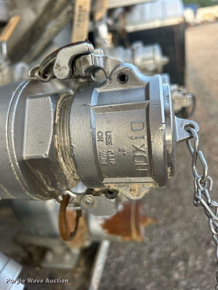 image for item EG1040 2015 Bulk Tank International tank trailer