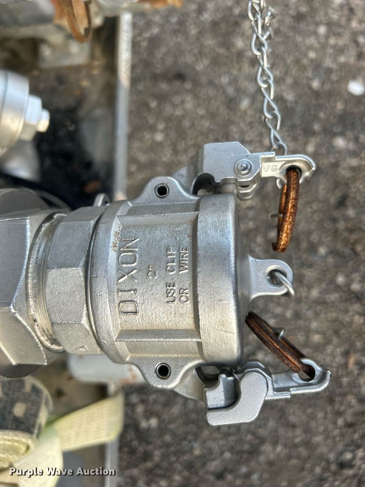 image for item EG1040 2015 Bulk Tank International tank trailer