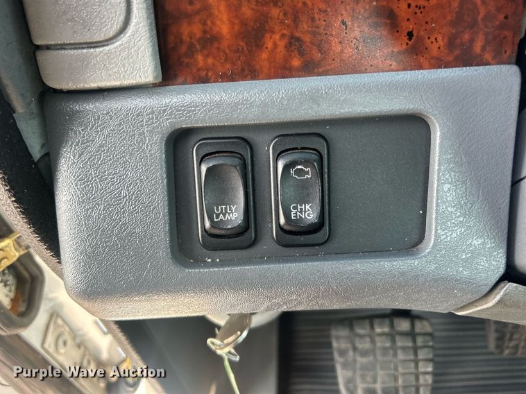 image for item EG1045 2002 Freightliner  Century Class semi truck