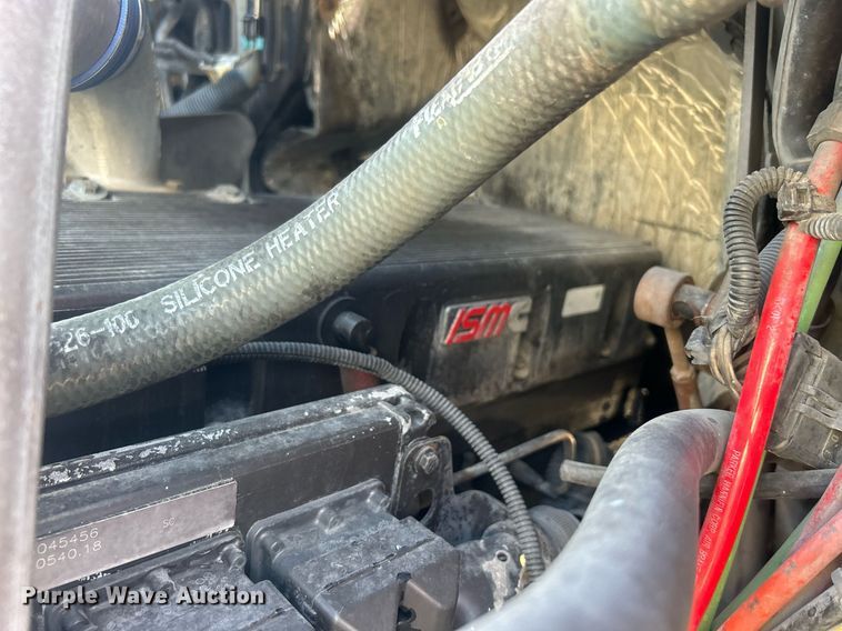 image for item EG1045 2002 Freightliner  Century Class semi truck