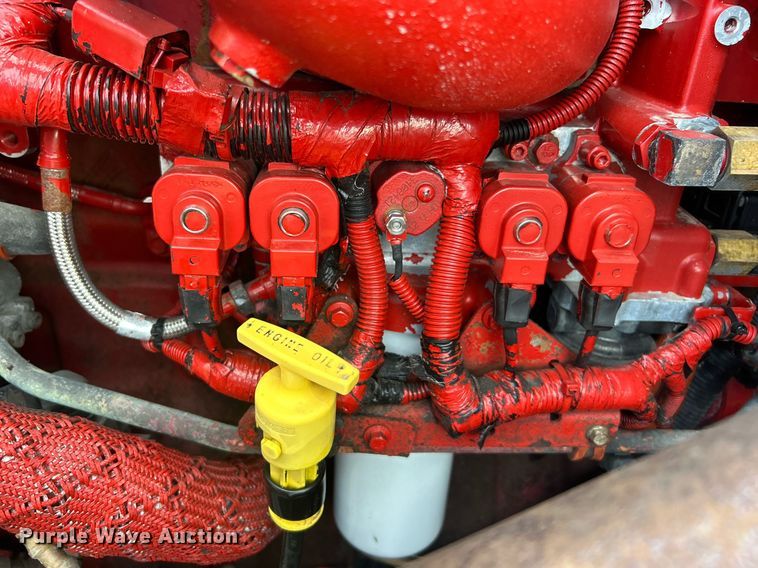 image for item EG1061 2006 International  9400i semi truck