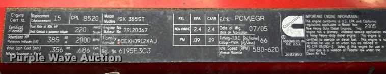 image for item EG1061 2006 International  9400i semi truck