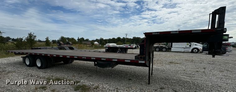 image for item EH7033 1978 Landoll tilt deck equipment trailer