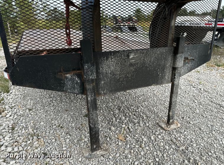 image for item EH7033 1978 Landoll tilt deck equipment trailer