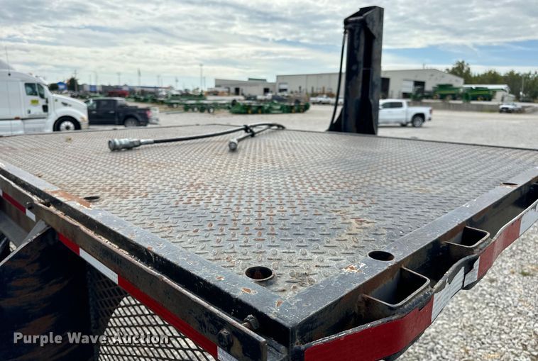 image for item EH7033 1978 Landoll tilt deck equipment trailer