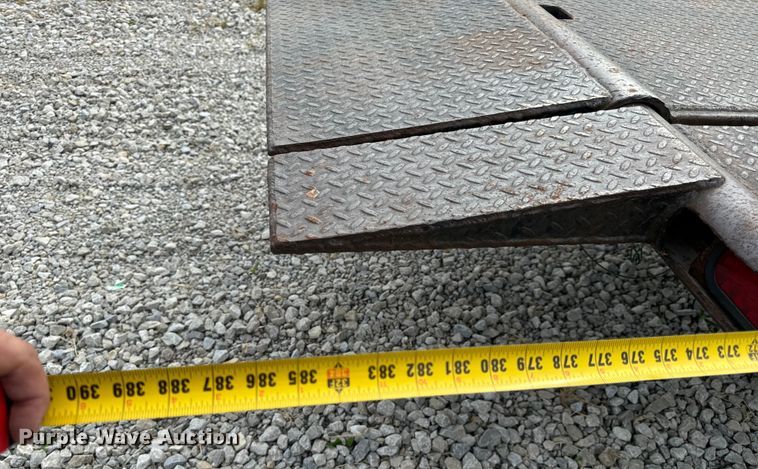 image for item EH7033 1978 Landoll tilt deck equipment trailer