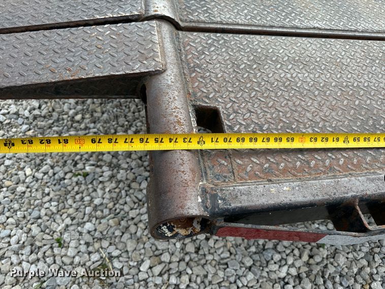 image for item EH7033 1978 Landoll tilt deck equipment trailer