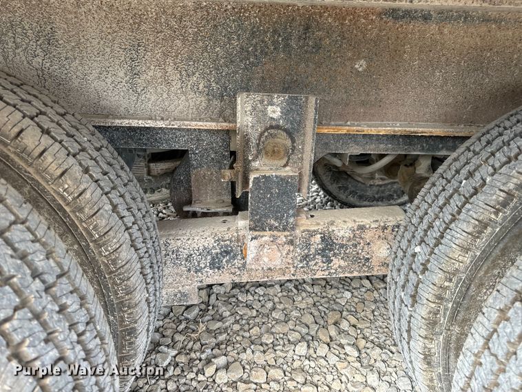 image for item EH7033 1978 Landoll tilt deck equipment trailer