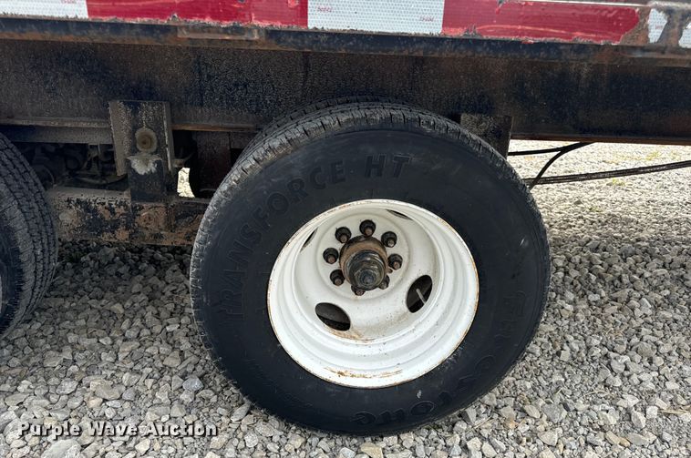 image for item EH7033 1978 Landoll tilt deck equipment trailer