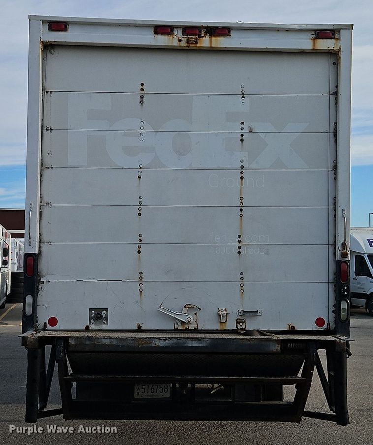image for item EI8392 2007 International  4300 SBA  box truck