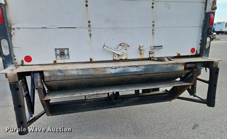 image for item EI8392 2007 International  4300 SBA  box truck