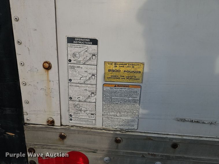 image for item EI8392 2007 International  4300 SBA  box truck