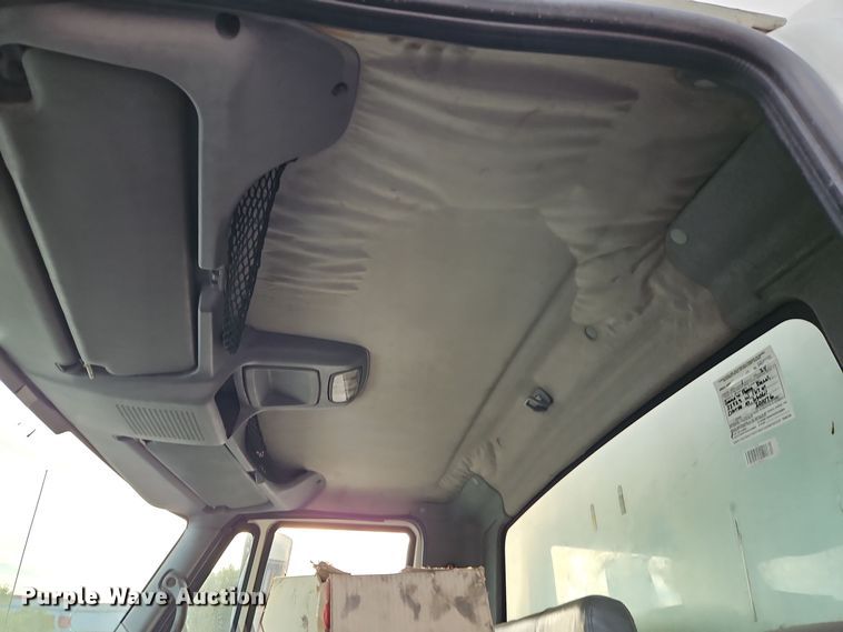 image for item EI8392 2007 International  4300 SBA  box truck