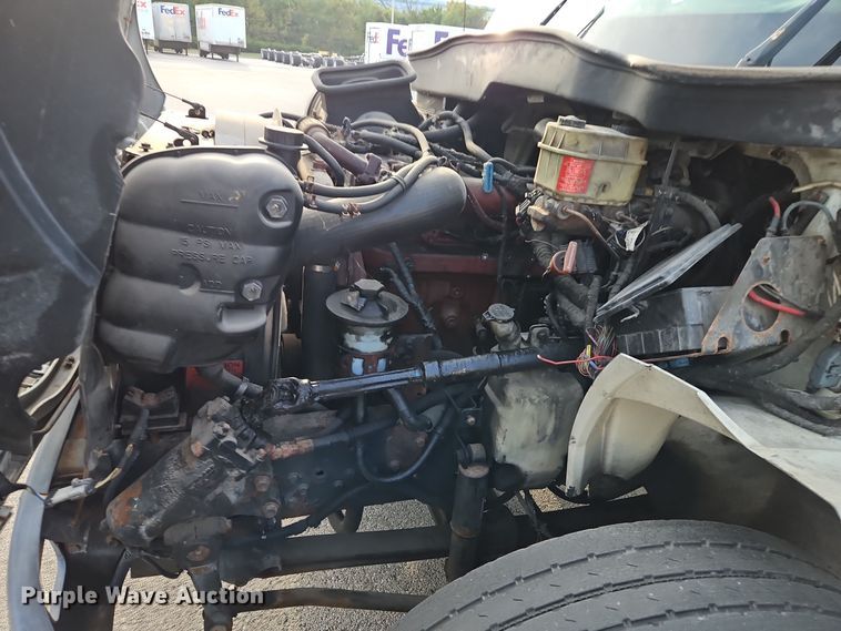 image for item EI8392 2007 International  4300 SBA  box truck