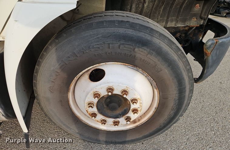 image for item EI8392 2007 International  4300 SBA  box truck