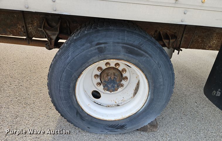 image for item EI8392 2007 International  4300 SBA  box truck