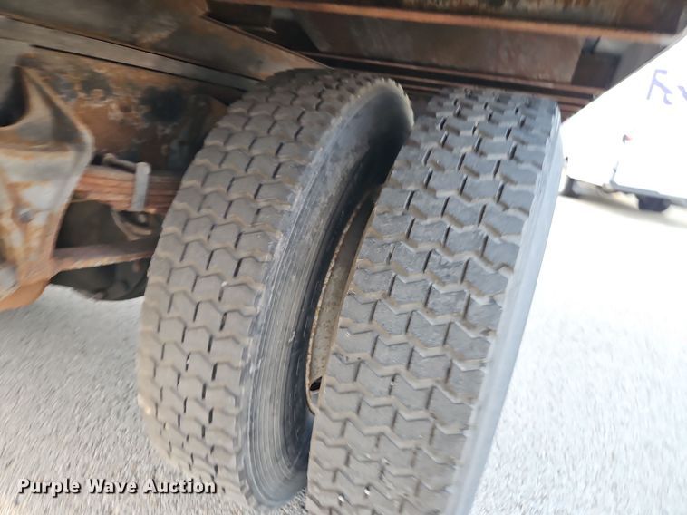 image for item EI8392 2007 International  4300 SBA  box truck