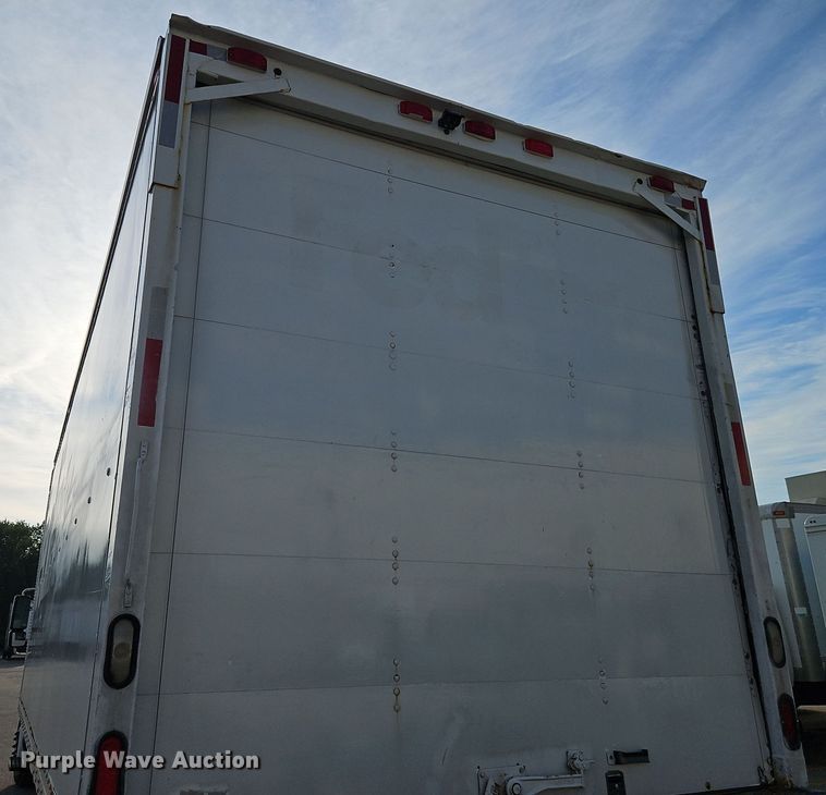 image for item EI8393 2007 International  4300  box truck