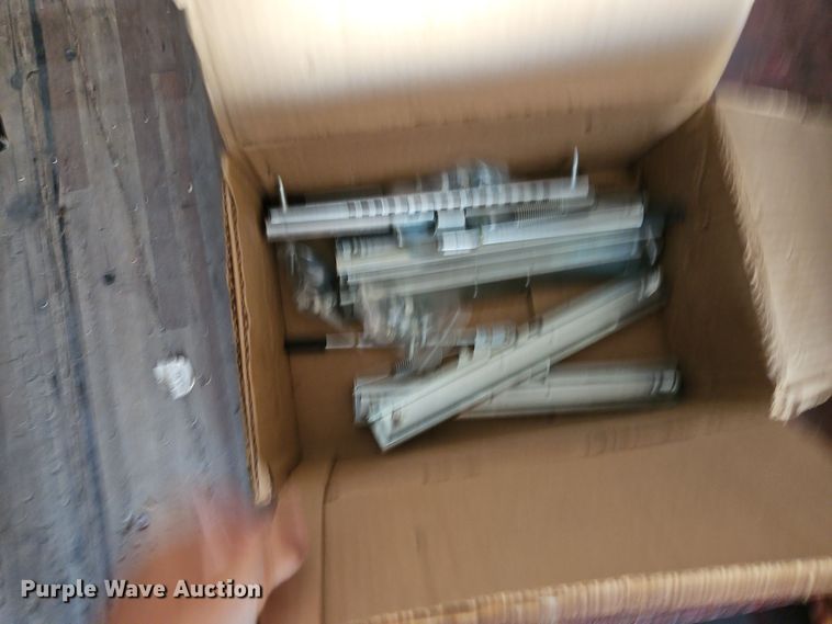 image for item EI8393 2007 International  4300  box truck