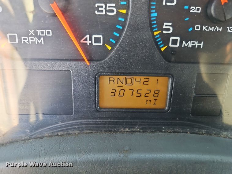 image for item EI8393 2007 International  4300  box truck