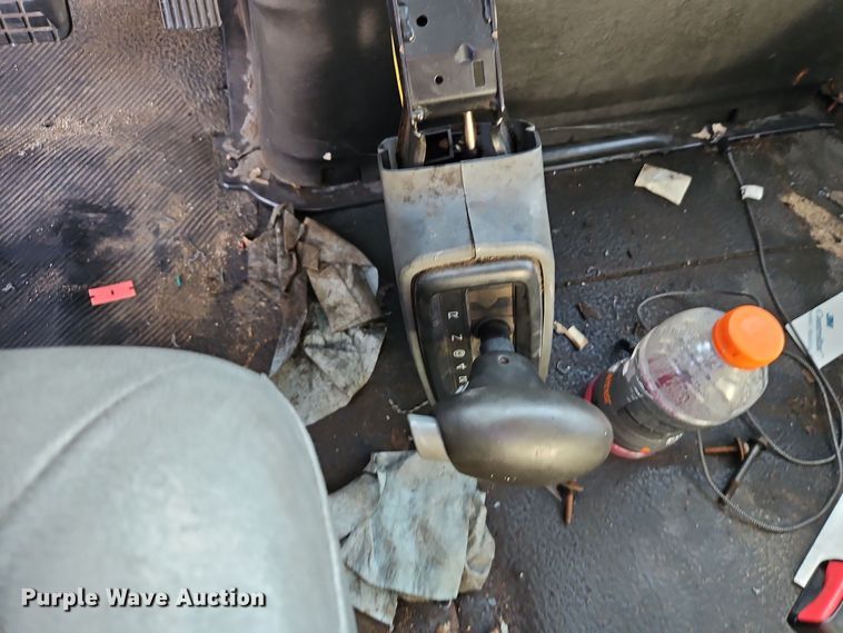 image for item EI8393 2007 International  4300  box truck