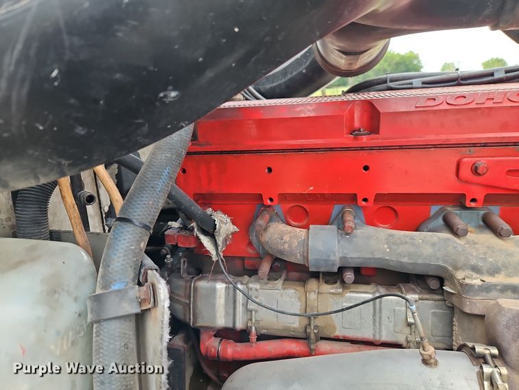 image for item EI8400 2007 Peterbilt  379 semi truck