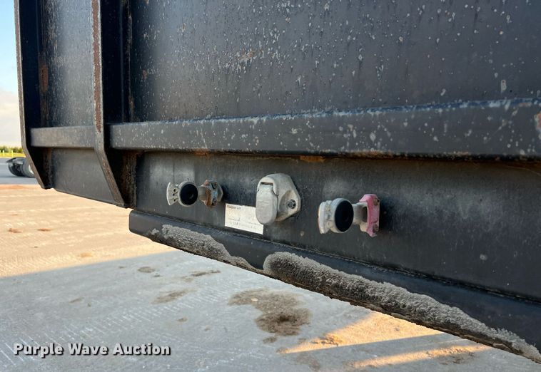 image for item EJ3022 2007 Wabash Transcraft SF-660H flatbed trailer