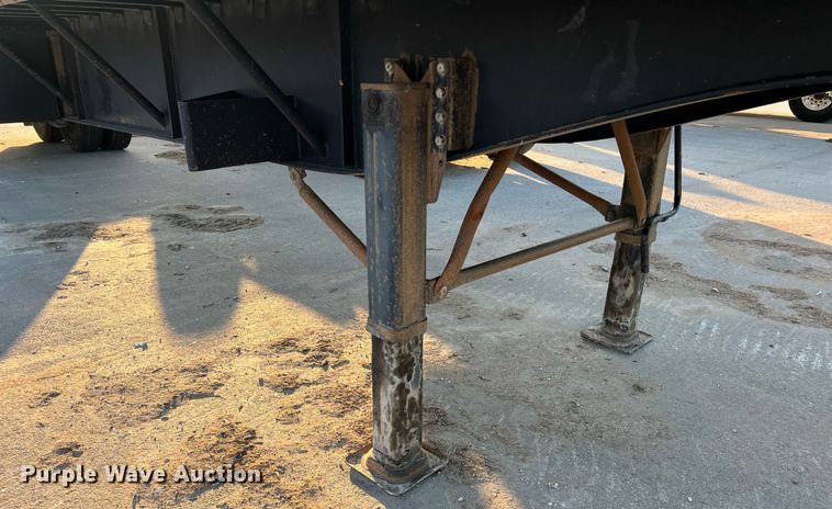 image for item EJ3022 2007 Wabash Transcraft SF-660H flatbed trailer